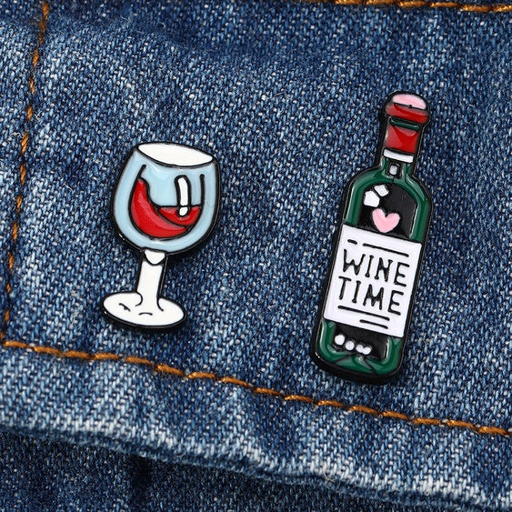 Wine Time Brooch Set